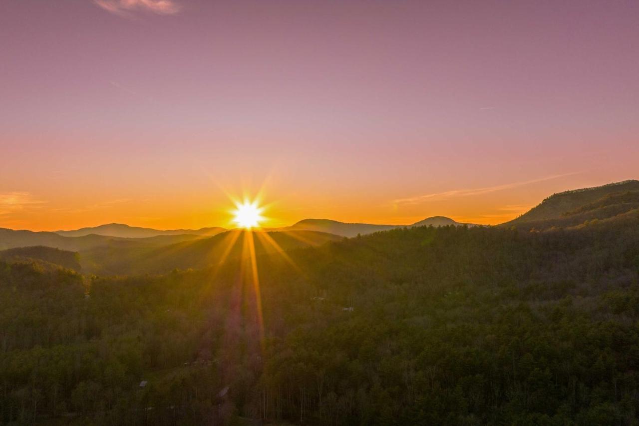 Heavenly Bearadise Cabin In Cashiers, Nc! Exterior photo